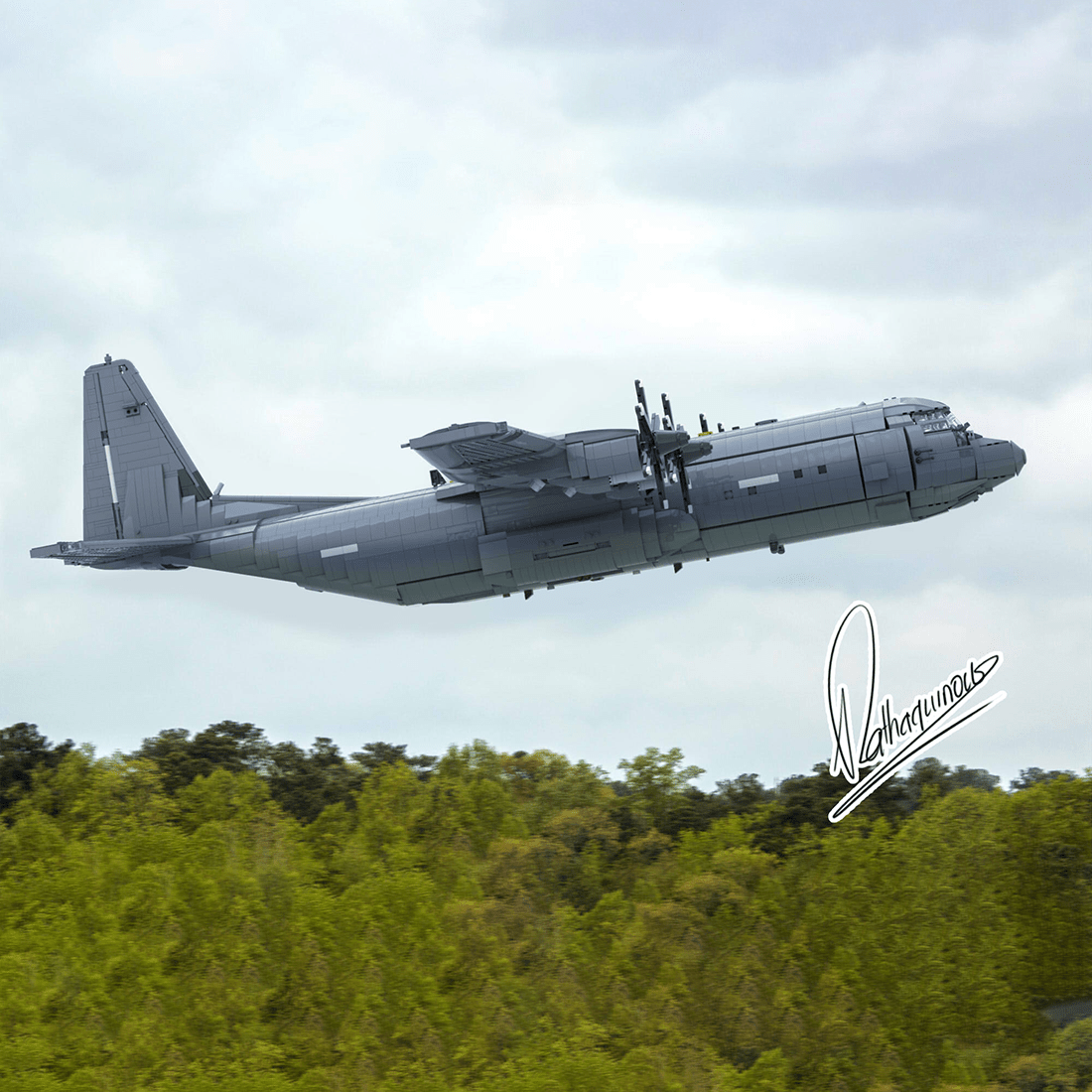 MOC - 220492 Lockheed C - 130J 30 Super Hercules Klemmbausteine - LesDiy - Klemmbausteine