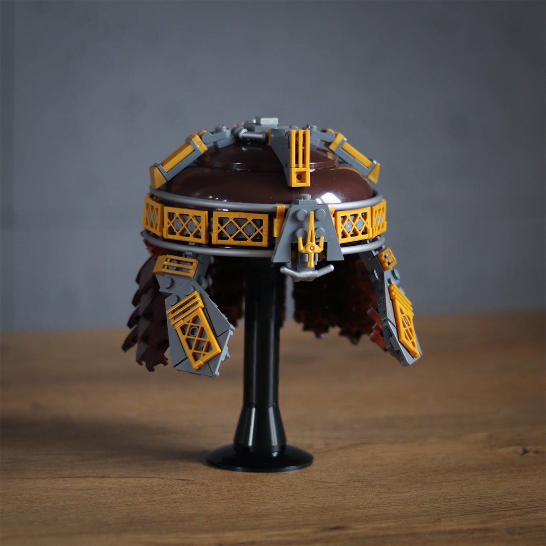 MOC - 140506 Gimli's Helmet klemmbausteine - LesDiy - 
